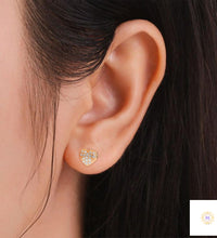 0.30 CT. Diamond Heart Stud Earrings