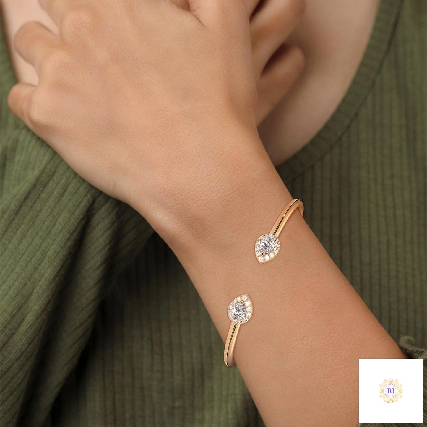 1.60 Ct. Open Bangle with Pear Lab Diamond Accents